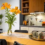 Vintage Bracka 6 Apartment