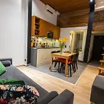 Vintage Bracka 6 Apartment
